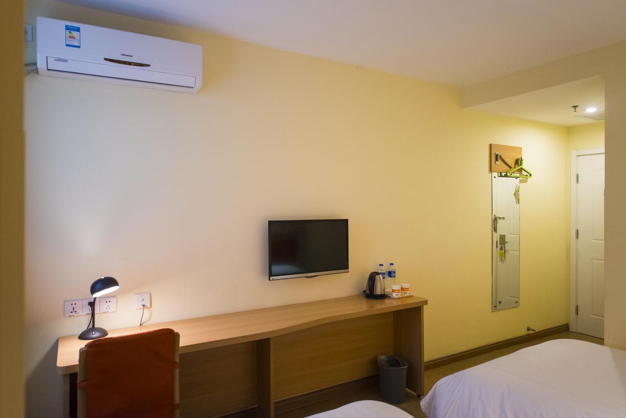 Home Inn Dalian People'S Square Xinkai Road מראה חיצוני תמונה